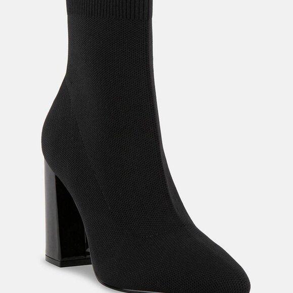 NWOT Steve MaddenBoots RELIC Black Knit Sock Booties Women's - Picture 2 of 8